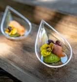 Catering en Málaga con presentación creativa y sabores delicados. Alta cocina artesanal para bodas