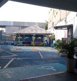 pátio do centro educacional florescer