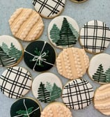 creative and delicious winter themed sugar cookies for a big party