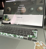 LunaticAds Marketing Office1