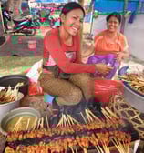 bali food tour: satay local food vendor
