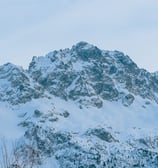 Montagne couverte de neige