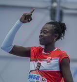 Fatou Diouck célèbre après avoir marqué un point