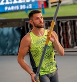 Valentin Lavillenie concentré avant son saut