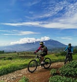 Cycling tour