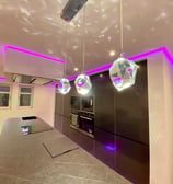 Led kitchen with floating extractor