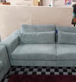 canapé bleu / blue sofa