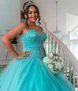 Live streaming services for Quinceañeras