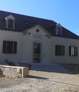 renovation en enduit projeté de la mairie à Chevigny-en-Valière