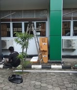 Pemasangan AC Daikin di Kampus UIR