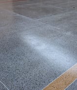 piso granitina