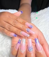 Imagen de manicure spa con tratamiento de hidratación