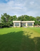 Green farmland in Manesar ideal for farmhouse or weekend home near NH8