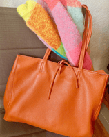 Sac à main en cuir orange