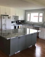kitchen cabinet in Steinbach area