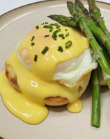 eggs benedict 