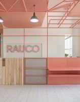 Diseño de interiores para oficinas con estilo industrial.