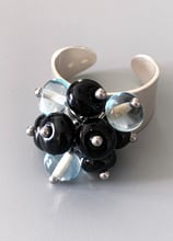 bague pépites de verre Noir et bleu cristallin