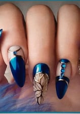 Faux ongles bleu et doré, tendance, pas cher, cadeau idéal.