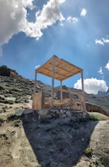 Wooden huts on marsur rock trek