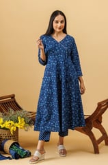 Inspired by Mughal-era court wear, the Angrakha kurta crosses over and ties at the side with beautif