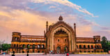 Prayagraj to Lucknow cabs