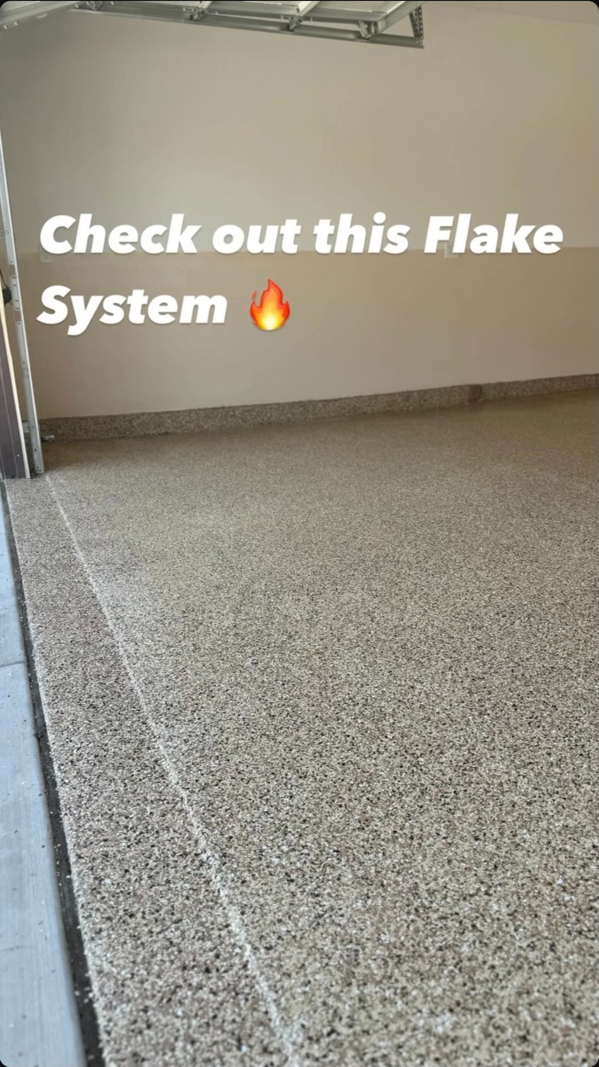 High-gloss garage epoxy floor
