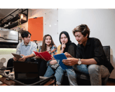 Adolescents qui travaillent