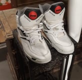 Reebok Pump 1989, the groundbreaking sneaker with an innovative air pump system, changing sneaker fit and performance.
