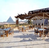 hotel overlooking pyramids 
