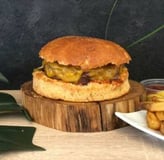 Burger Harlem steak 150g français, sauce relish, - Restaurant l'annexe Mauguio