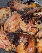 morceaux de Poulet fumé frit