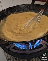 Marmite with sauce dakatine and fouet