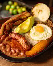 Bandeja Paisa El Hato de Evelio
