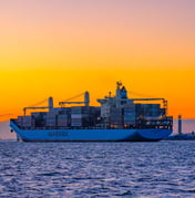 container boot, transport, haven rotterdam, logistiek