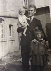 Erwin mit Kind