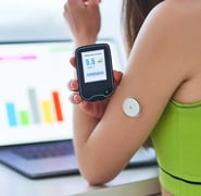 Dispositivo de monitoreo continuo de glucosa (CGM)