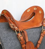 WESTERN VINTAGE SADDLES