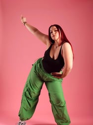 Photo de Tiphaine Professeure de Dancehall Gyal, Dancehall Minis/Kids/Ados, Twerk et Reggaeton