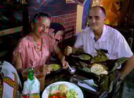 clientes felices en candelabro parrila