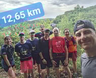 Coureurs prenant une photo à Lutzelbourg