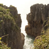 Rocky Cliffs near Punikaki "pancake rocks", West Coast, NZ 2023