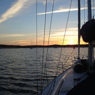 Coucher de soleil en navigation