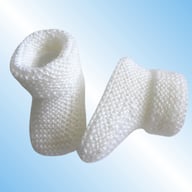 Chaussons_bebe__tricot_bb__tricotes_main_blanc_LAIT__laine_calinou__mousse_à_revers__bb_mixte_fille_