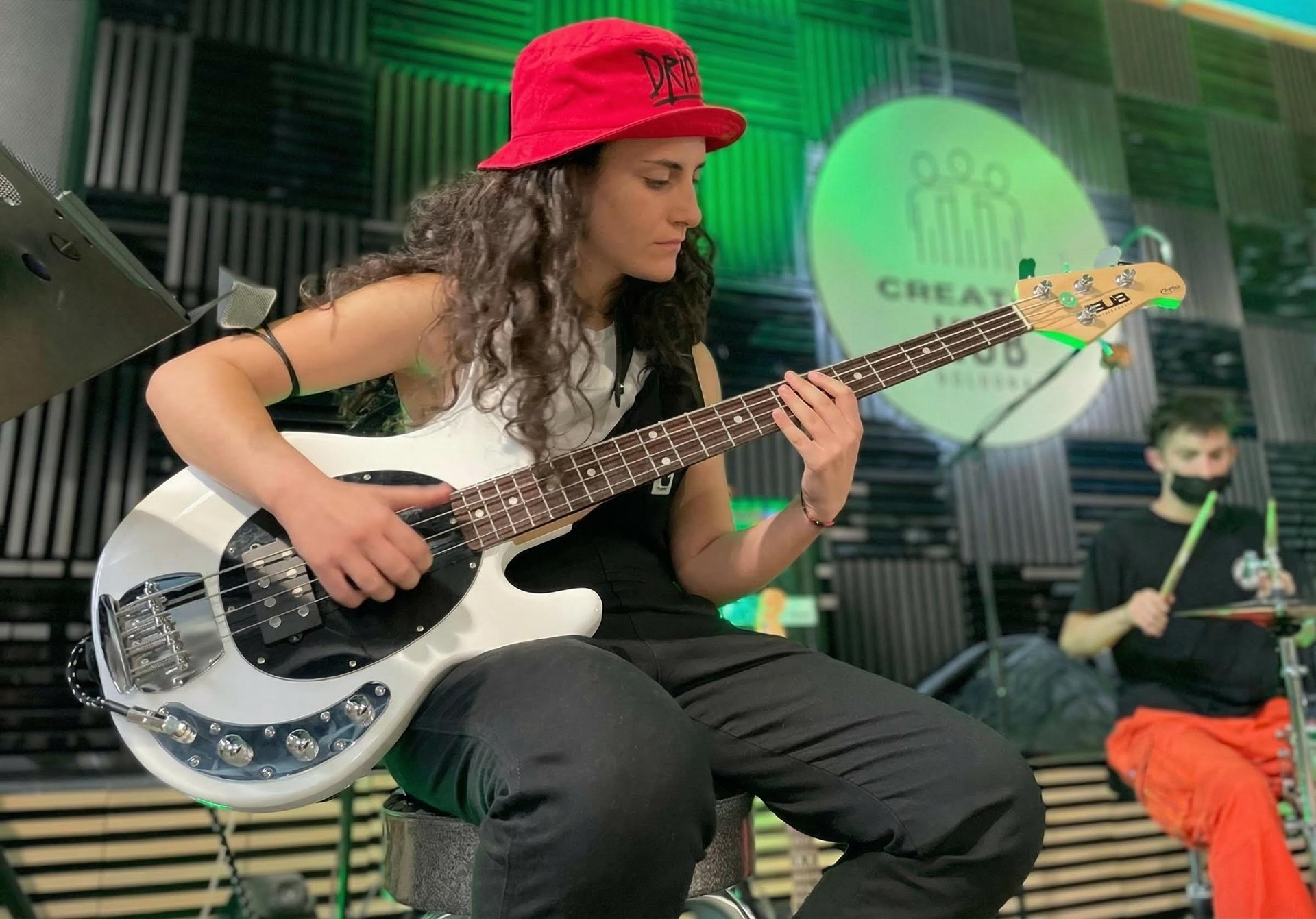 Lezione 1-to-1 di Basso con Allievo Adolescente