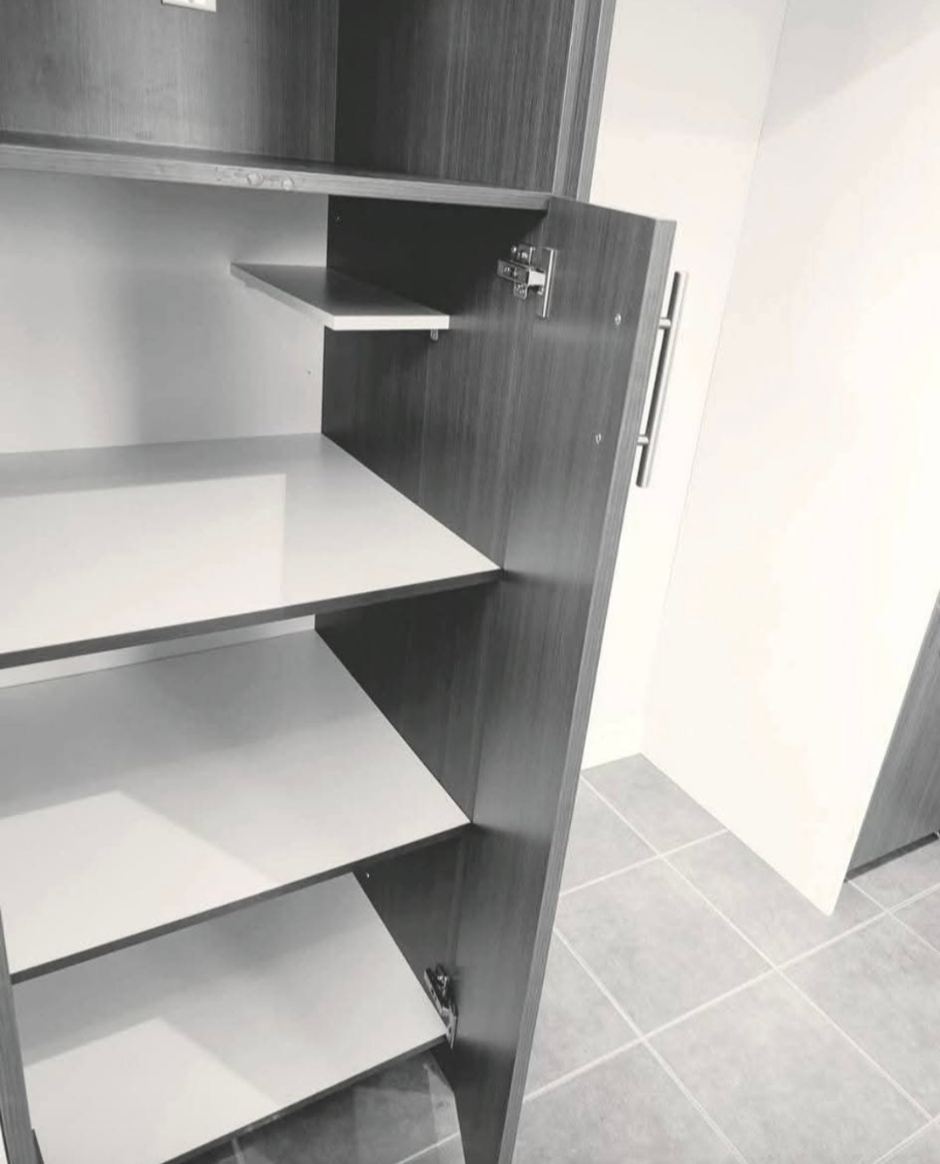 black and white bed linen