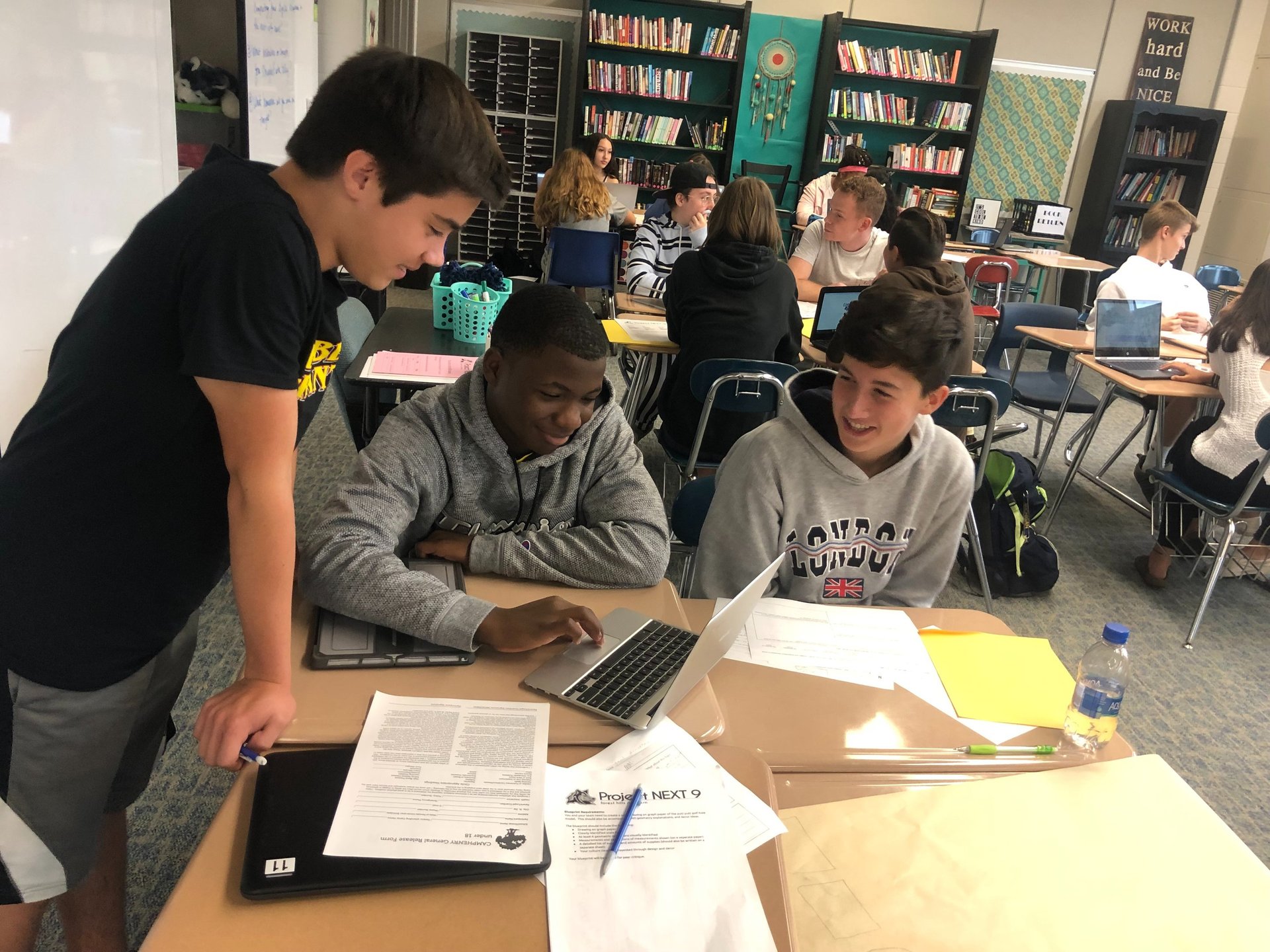 black and white bed linen