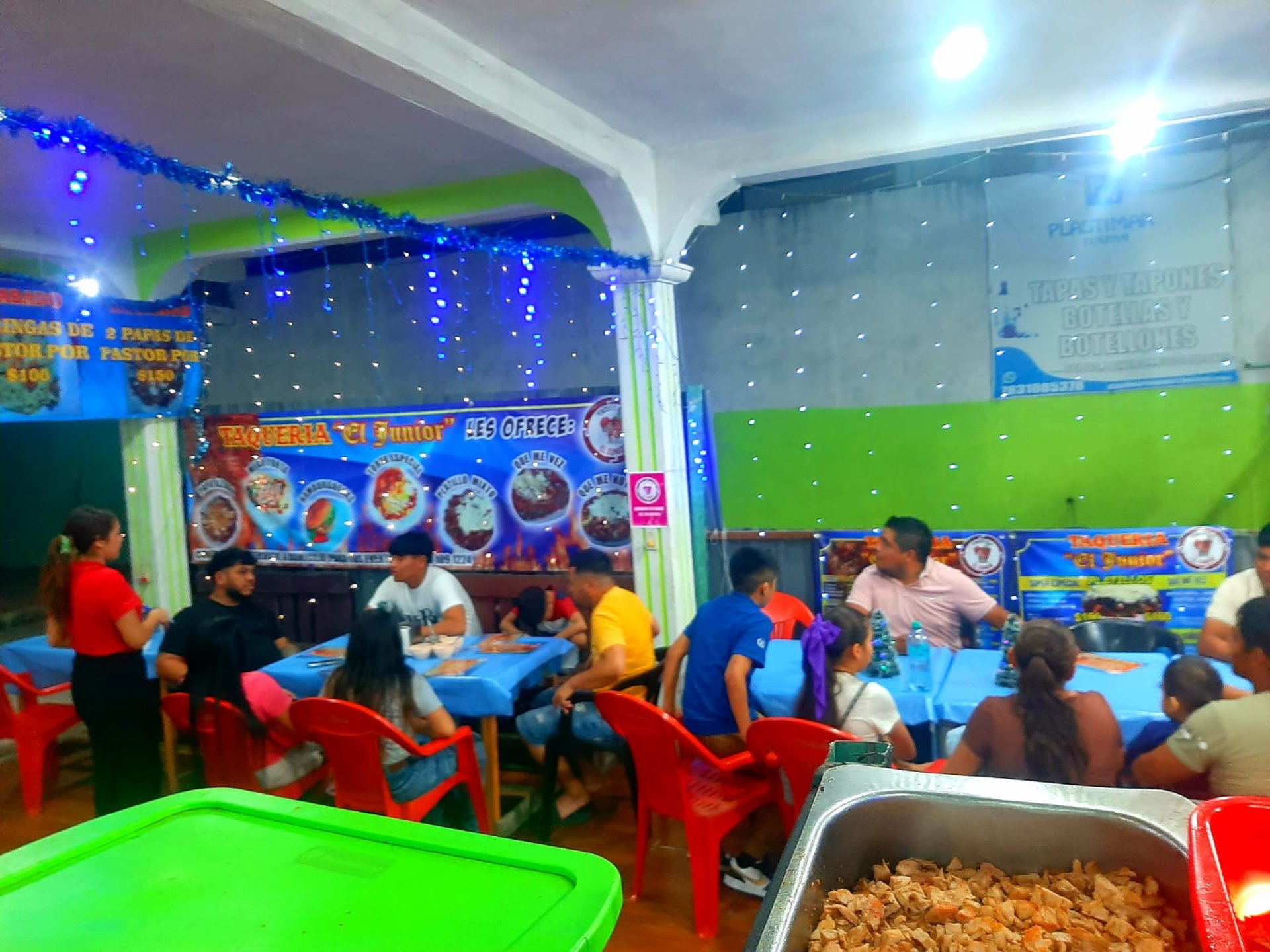 gray computer monitor