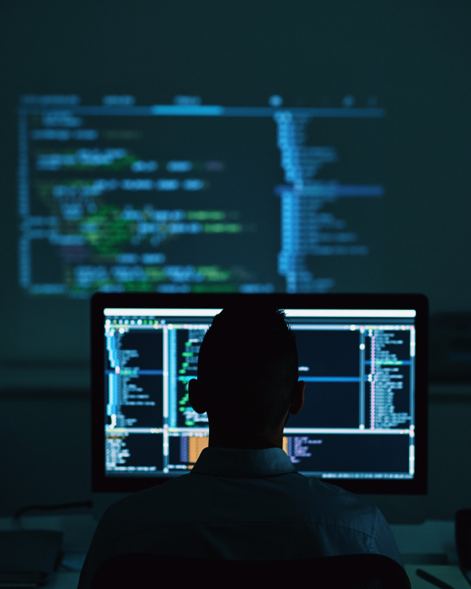 gray computer monitor