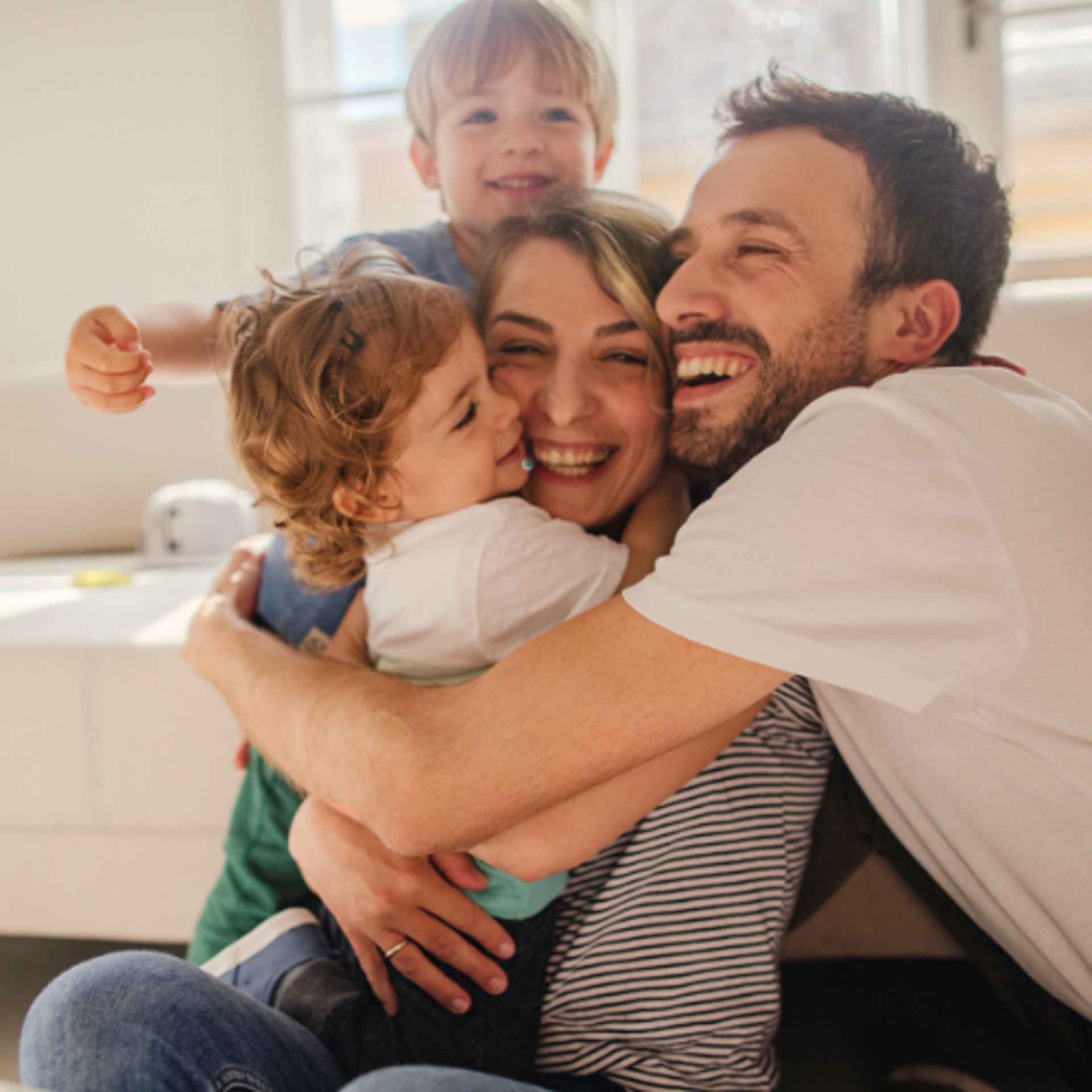 black and white bed linen